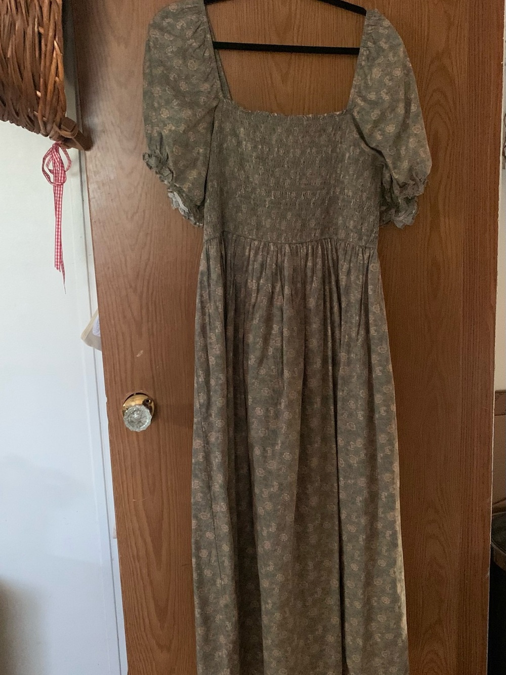 Neuflora 100% cotton Green Floral Puff-Sleeve Maxi Dress